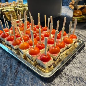 kanepeler-sunumu